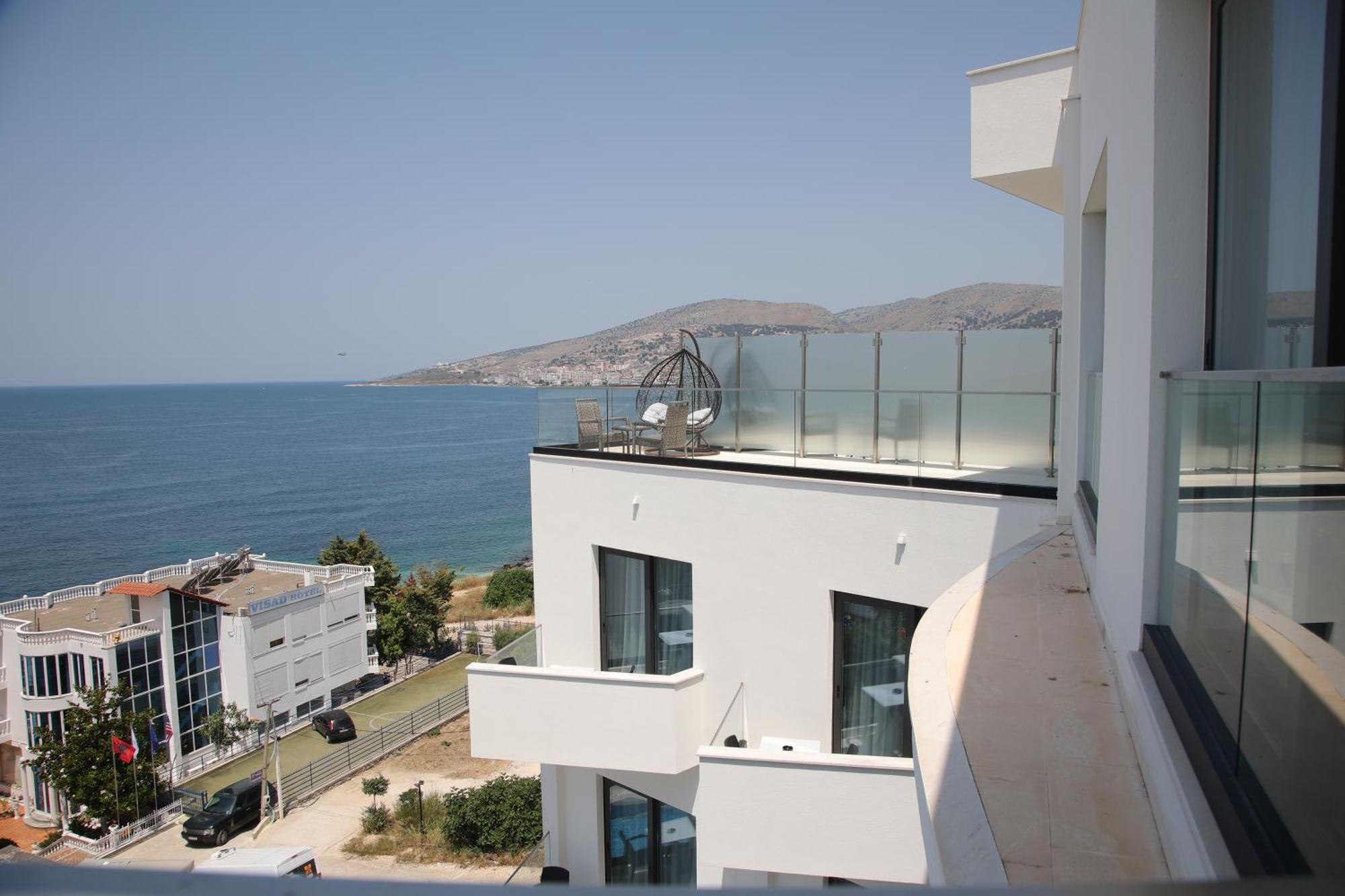 Harbour Hotel Saranda Extérieur photo