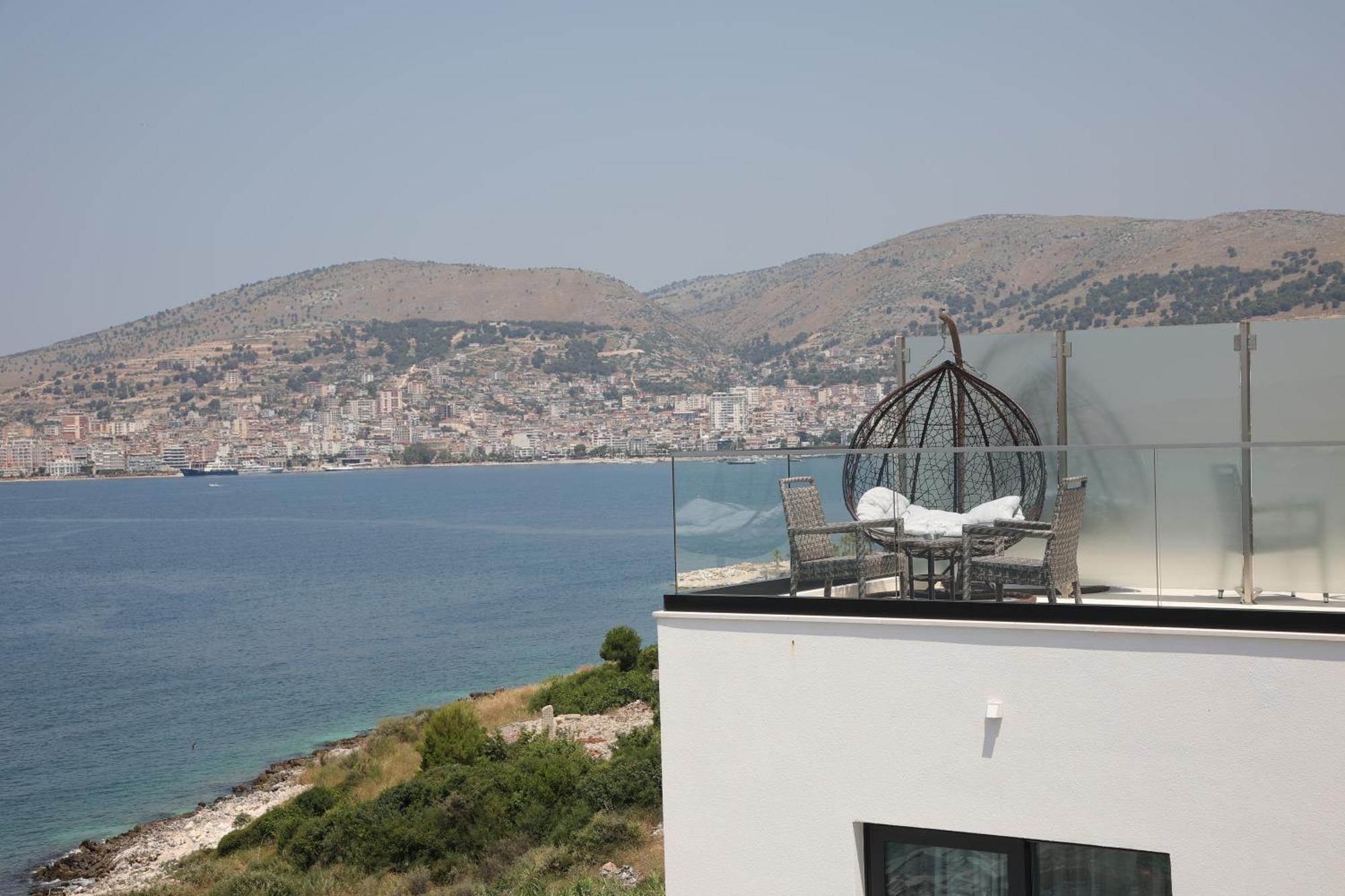 Harbour Hotel Saranda Extérieur photo