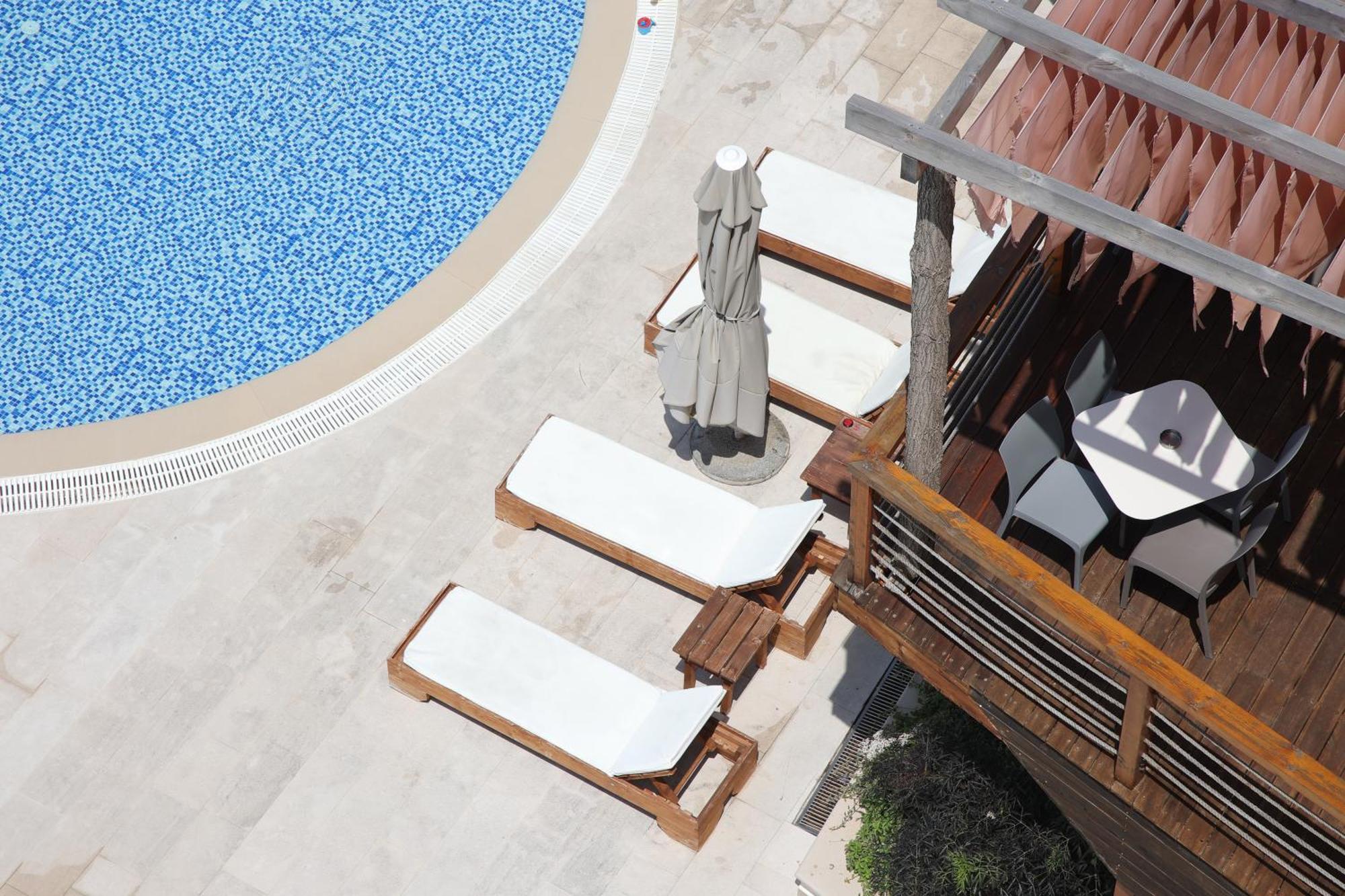 Harbour Hotel Saranda Extérieur photo